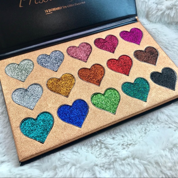 LAST ONE💕 New Beautiful glitter eyeshadow palette - Picture 2 of 8